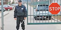 Пропустите дачников